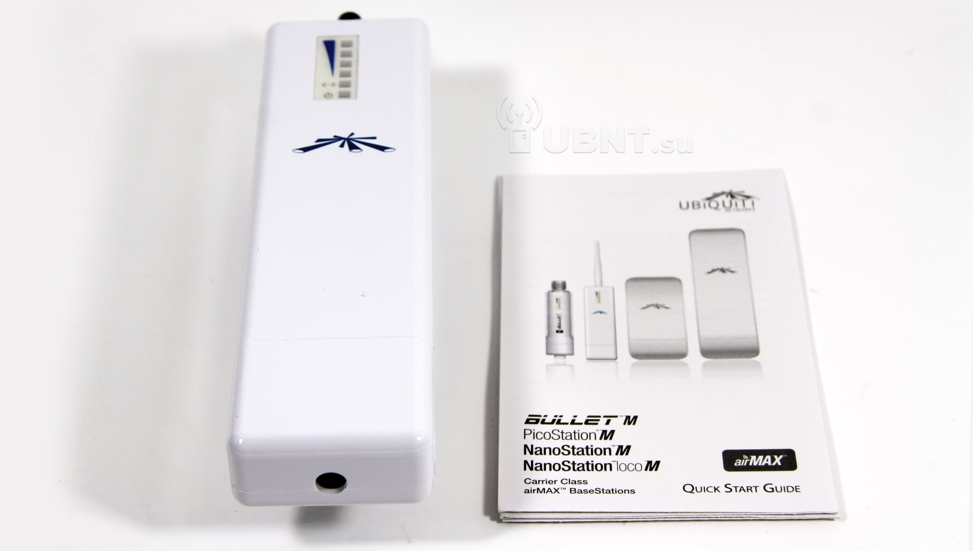 Всепогодная точка доступа WiFi 5ГГц MIMO Ubiquiti Rocket M5 ракурсы